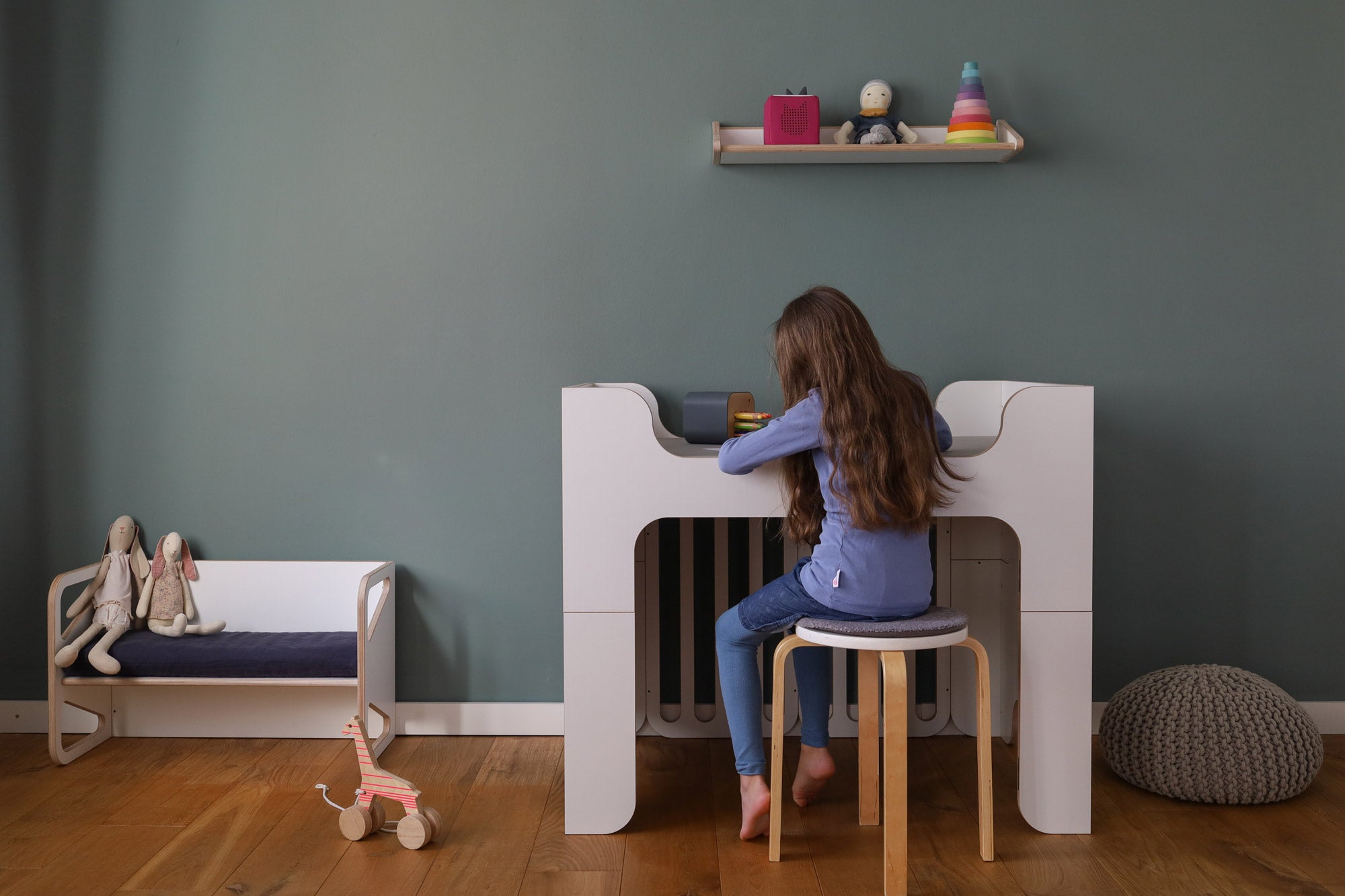 WILJA Minimalmaxi Kinderbett als Schreibtisch Tischplatte mit Linoleum