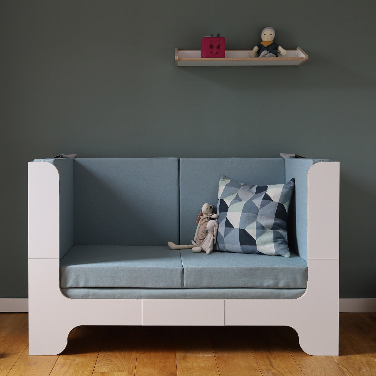 Polsterset von Nanito für Kinderbett Minimalmaxi als Sofa Farbe pastell türkis